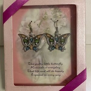 5/$25 Butterfly dangle earrings​